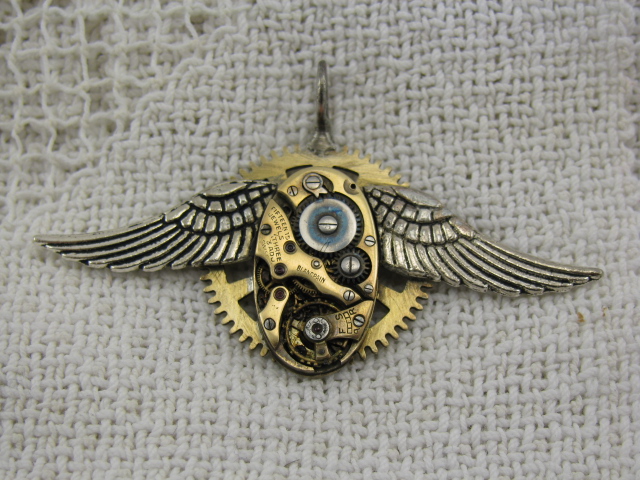 Steampunk pendant